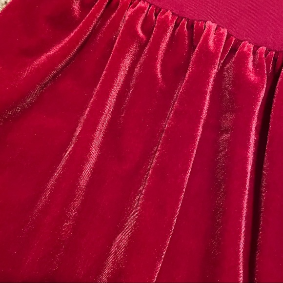 Beautiful Old Navy Top - Picture 6 of 9